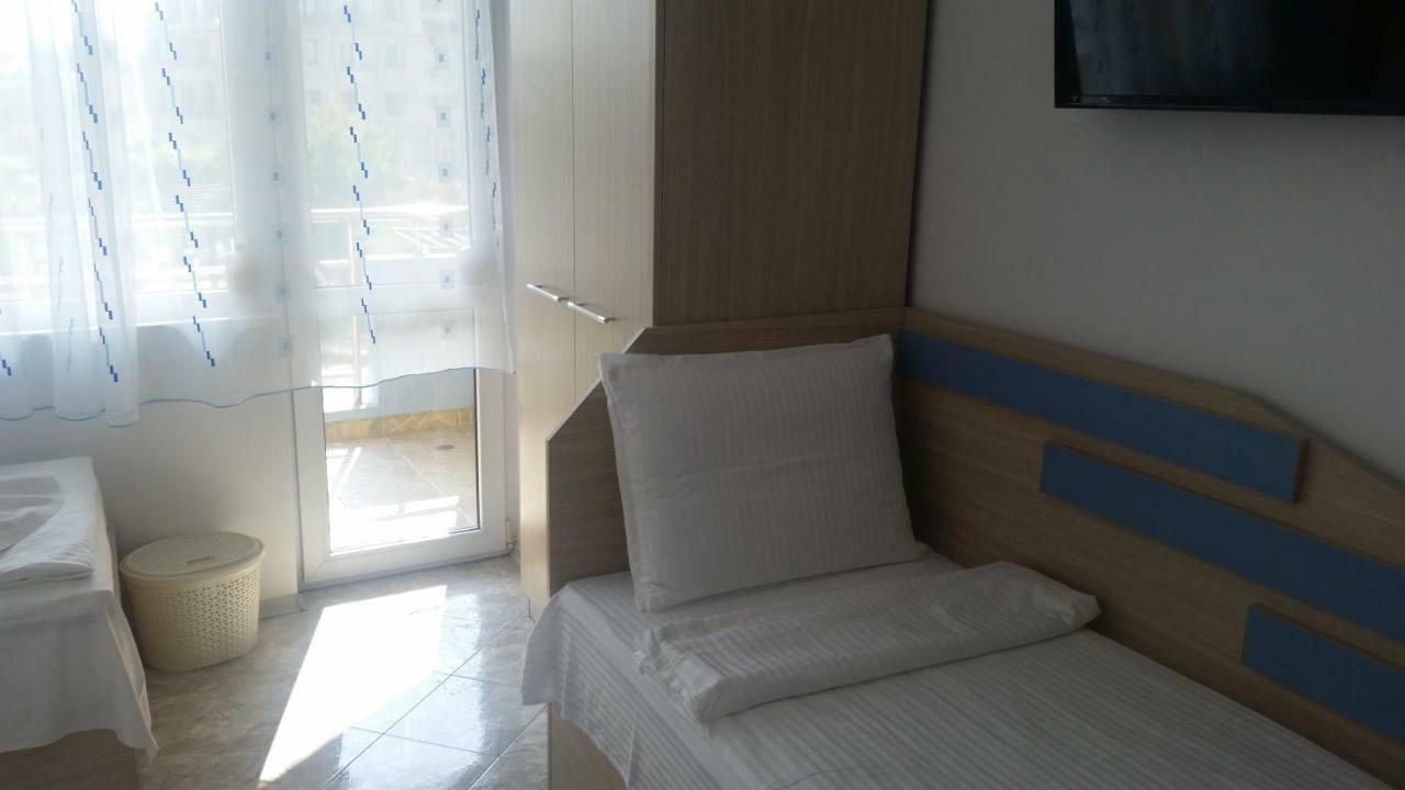 דירות צרבו Blue House מראה חיצוני תמונה